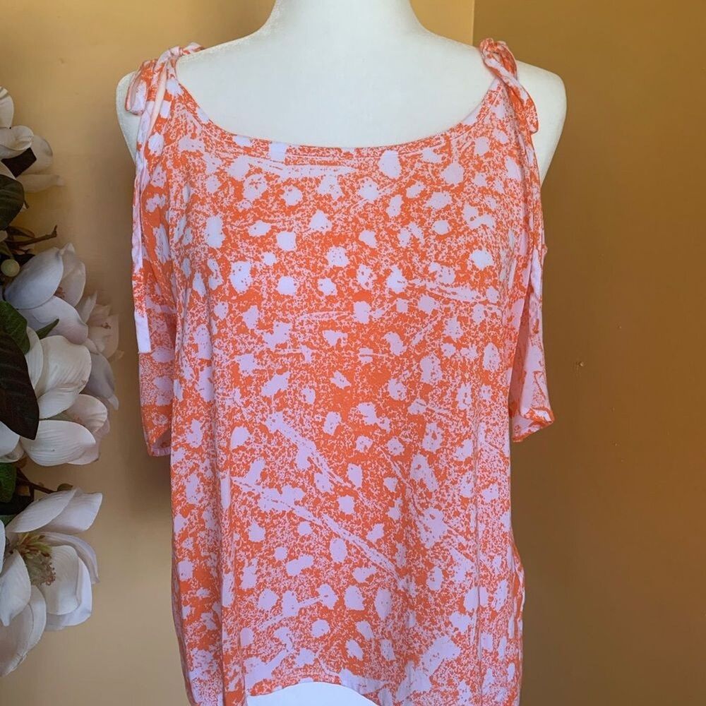 Red haute Top Size S Orange White Dyed cold-shoulder Hi-Low Soft Top Lightweight
